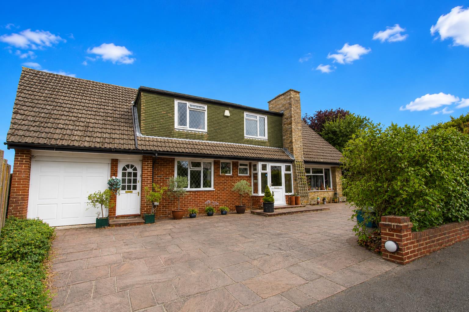 6 bed property in Boundary Road, South Wallington